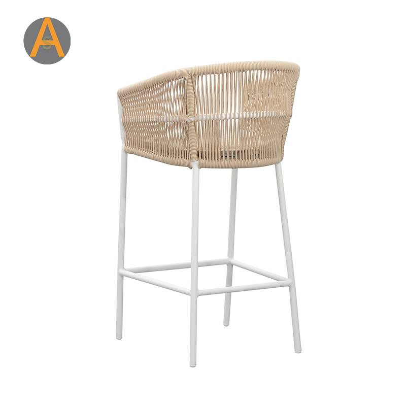 Conjunto de mesa de barra de varanda de corda mais favorável