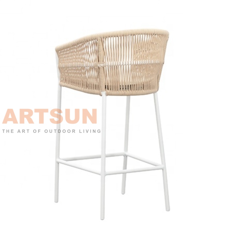 Conjunto de mesa de barra de varanda de corda mais favorável