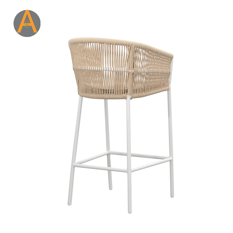Conjunto de mesa de barra de varanda de corda mais favorável
