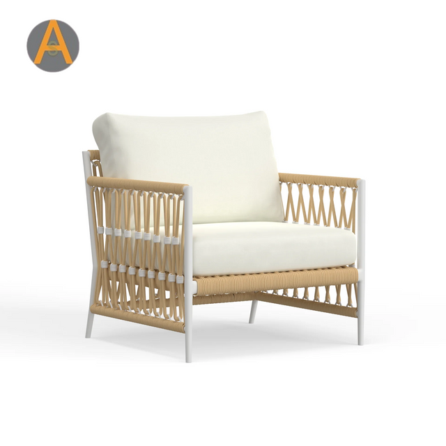 Cadeira moderna de lounge ao ar livre Boho com tecelagem e almofadas de corda para qualquer clima