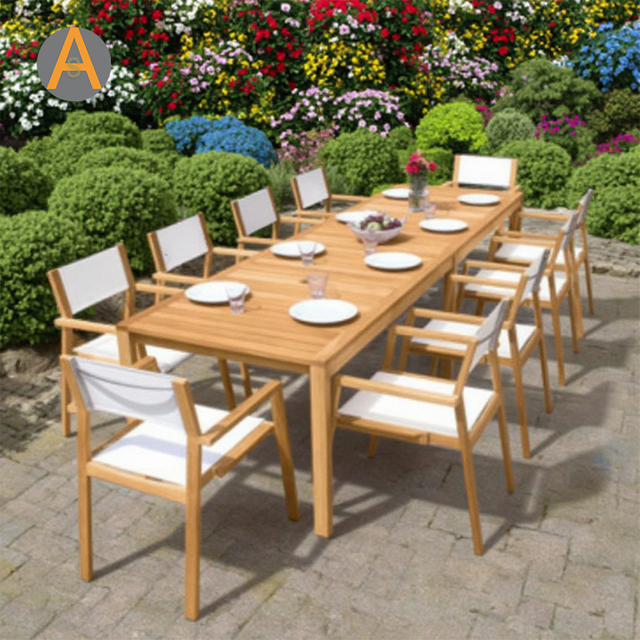 Conjunto de mesa de jantar ao ar livre de madeira retangular robusta